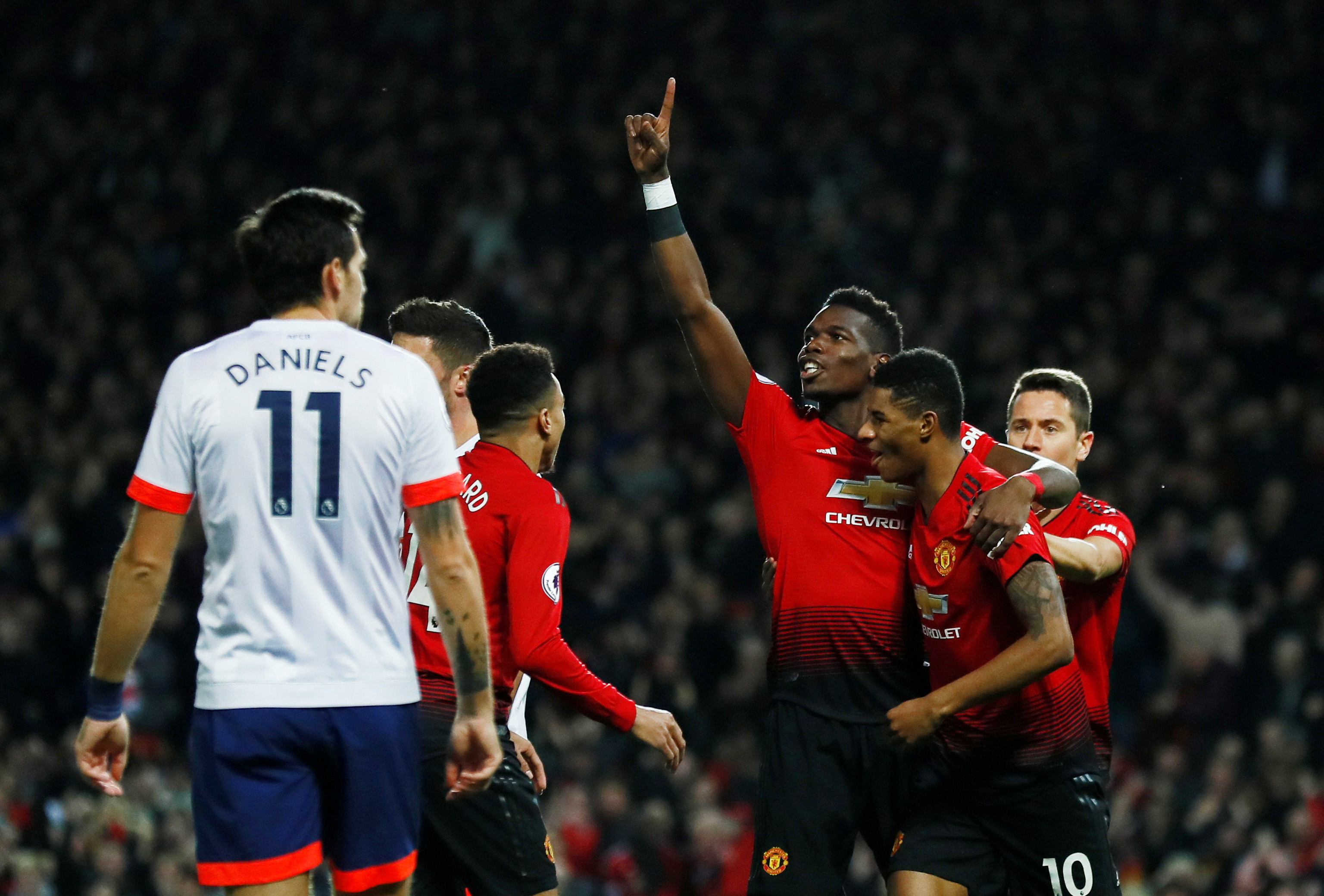 出的基石 出的基石