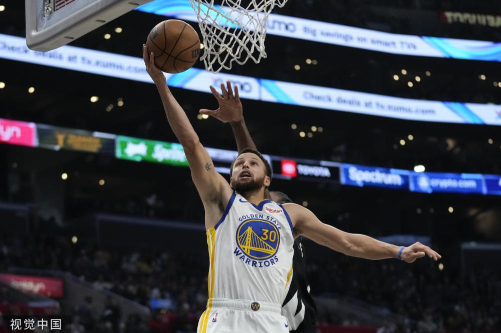 足总杯-马奎尔争议绝杀 曼联2-1莱斯特城晋级.