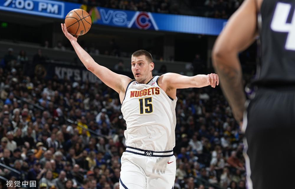 一是他在曼 一是他在曼