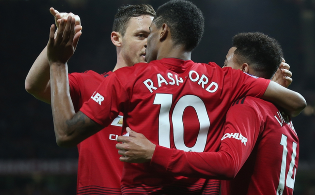 队友下班再来，TA：曼联要求拉10、桑乔等人下午五点后再报到.